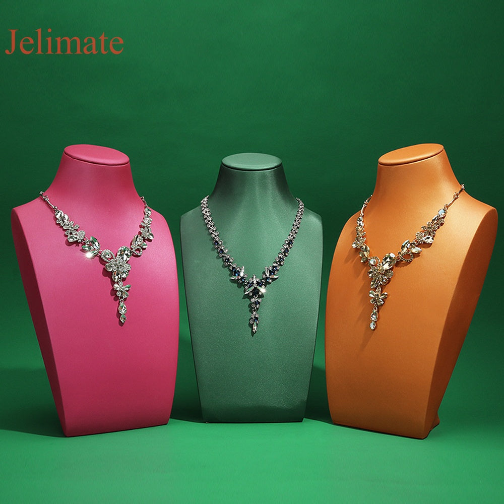 The Art of Showcasing Jewels: A Guide to Decking Out with Jelimate Jewelry Display Mannequin Bust