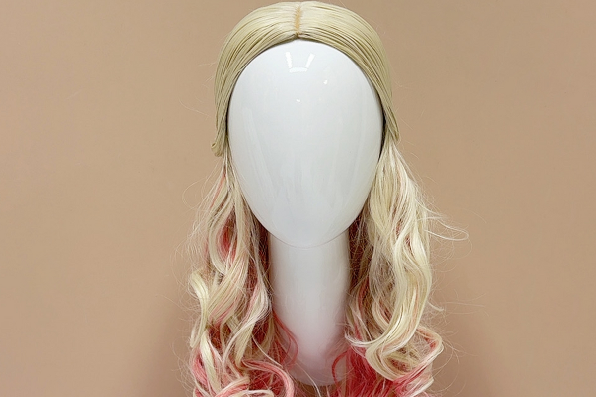 Elevate Your Display Game with the JELIMATE Wall-Mounted Glossy Mannequin Head