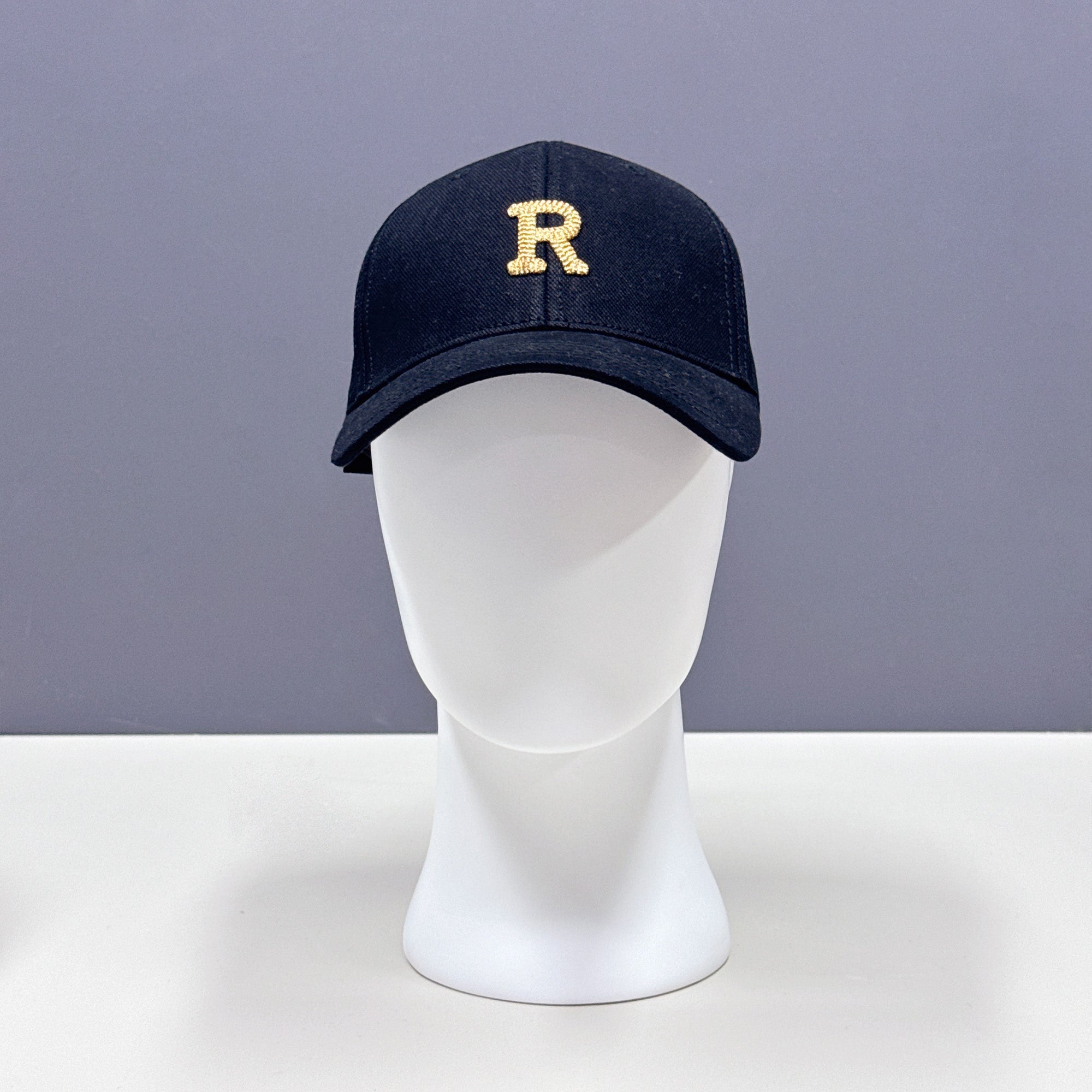 White Abstract Mannequin Head - Professional Display Stand for Wigs, Hats & Accessories