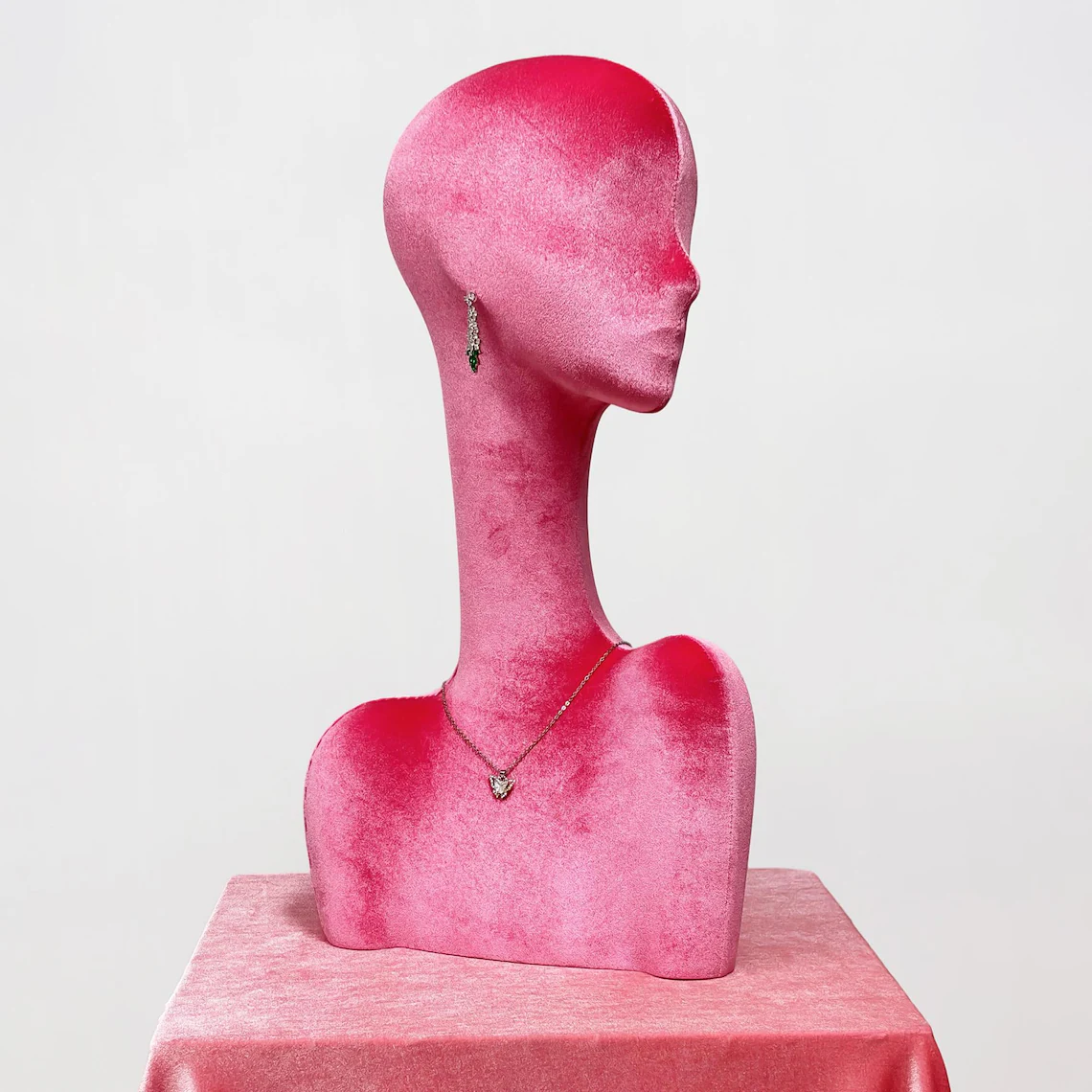 JELIMATE Rose Red Velvet Mannequin Head - Jewelry Display Stand with Pierced Ears