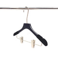 Percha de madera de terciopelo negro de lujo Jelimate con gancho redondo, percha para ropa de tienda de ropa con clips, percha de madera maciza sin logotipo para vestidos, abrigos, pantalones y trajes