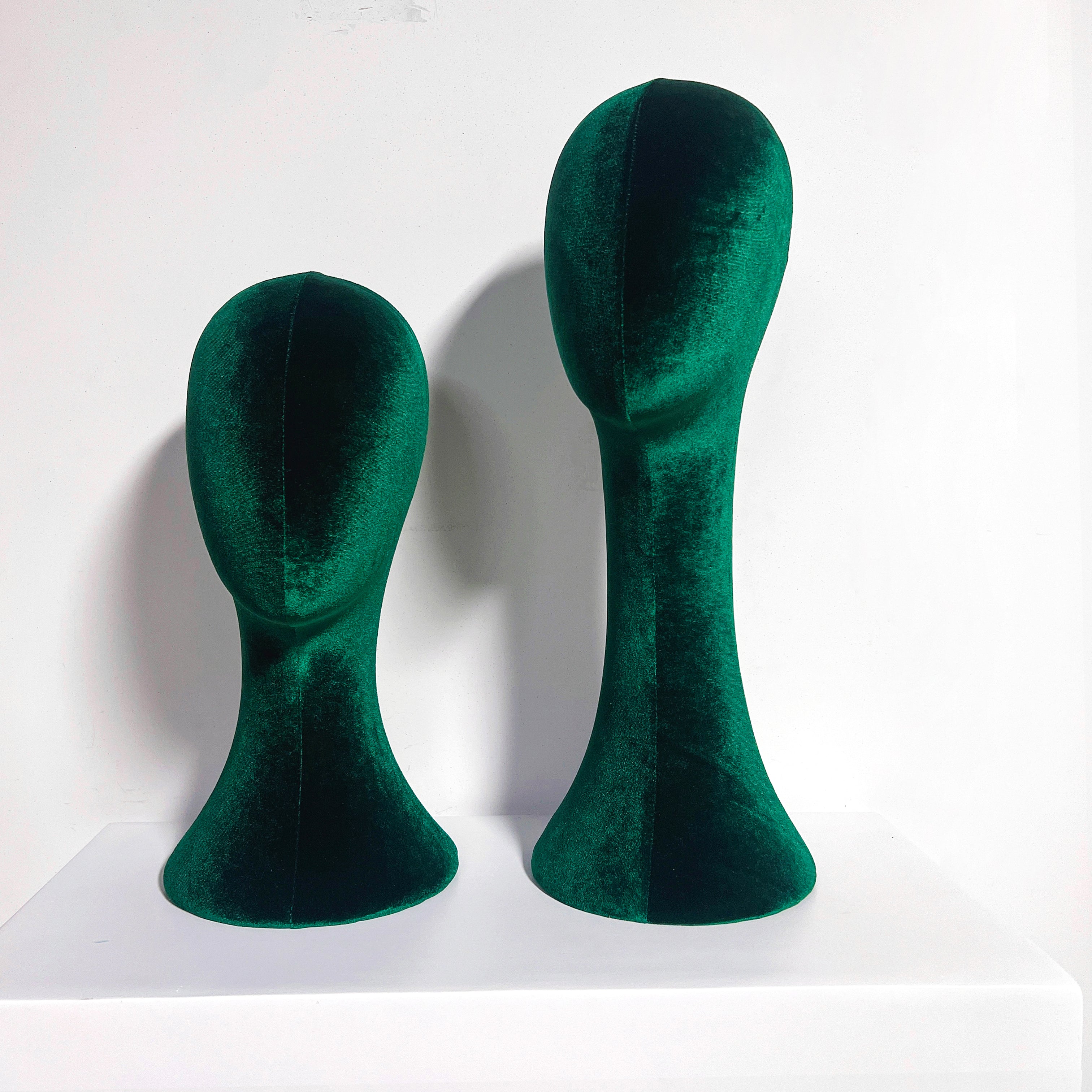 JELIMATE Luxurious Green Velvet Mannequin Head Model,Can Pinnable Cloth Mannequin Head Display Form Headband Stand,Female Head Mannequin For Wig Hat Jewelry Display Stand Sunglasses Holder Head Display Stand