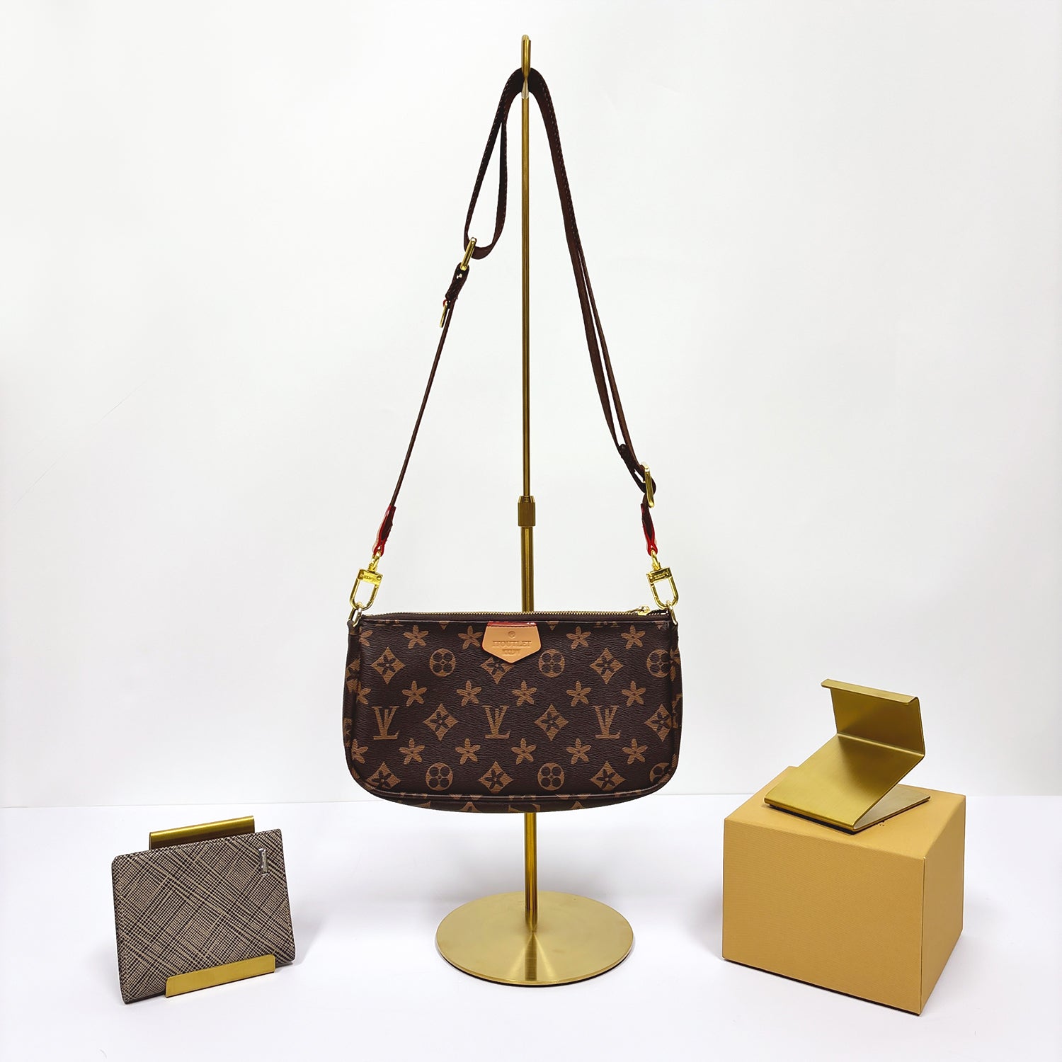 Jelimate Gold Stainless Steel Purse Stand – Adjustable Handbag & Wallet Display for Home & Boutique