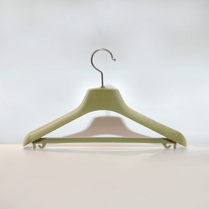 JELIMATE Olive Green Velvet Flocked Plastic hangers bulk 100 pack - Non-Slip Premium Closet Organizer