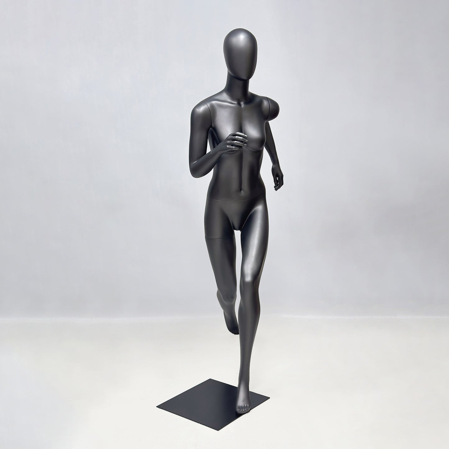 Running Mannequin Full Body Black Fiberglass Athletic Display Stand Male Female Gym Store