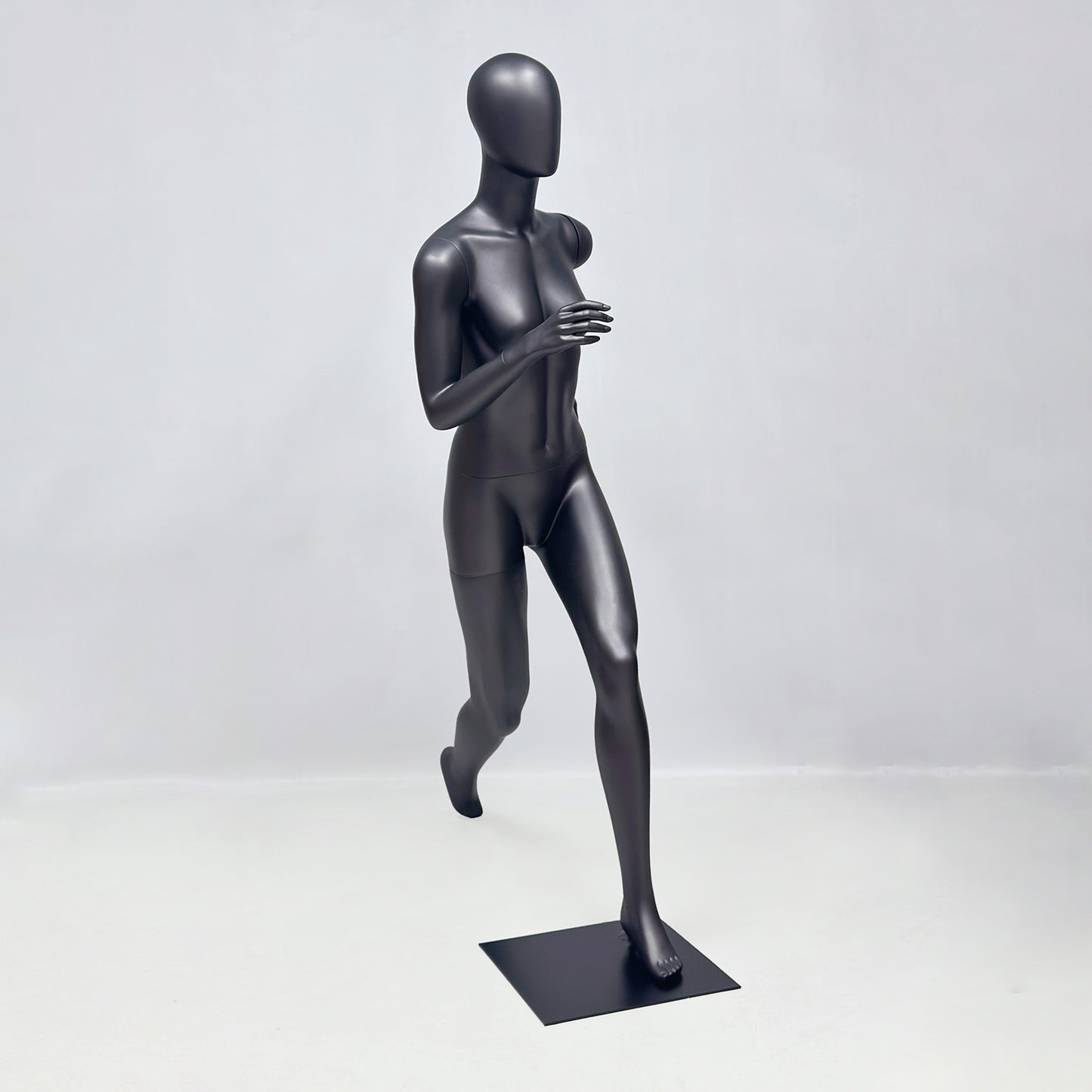 Running Mannequin Full Body Black Fiberglass Athletic Display Stand Male Female Gym Store