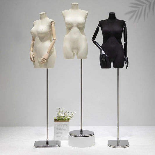 Plus-Size Women’s Mannequin: Curvy Silhouette Display for Inclusive Fashion