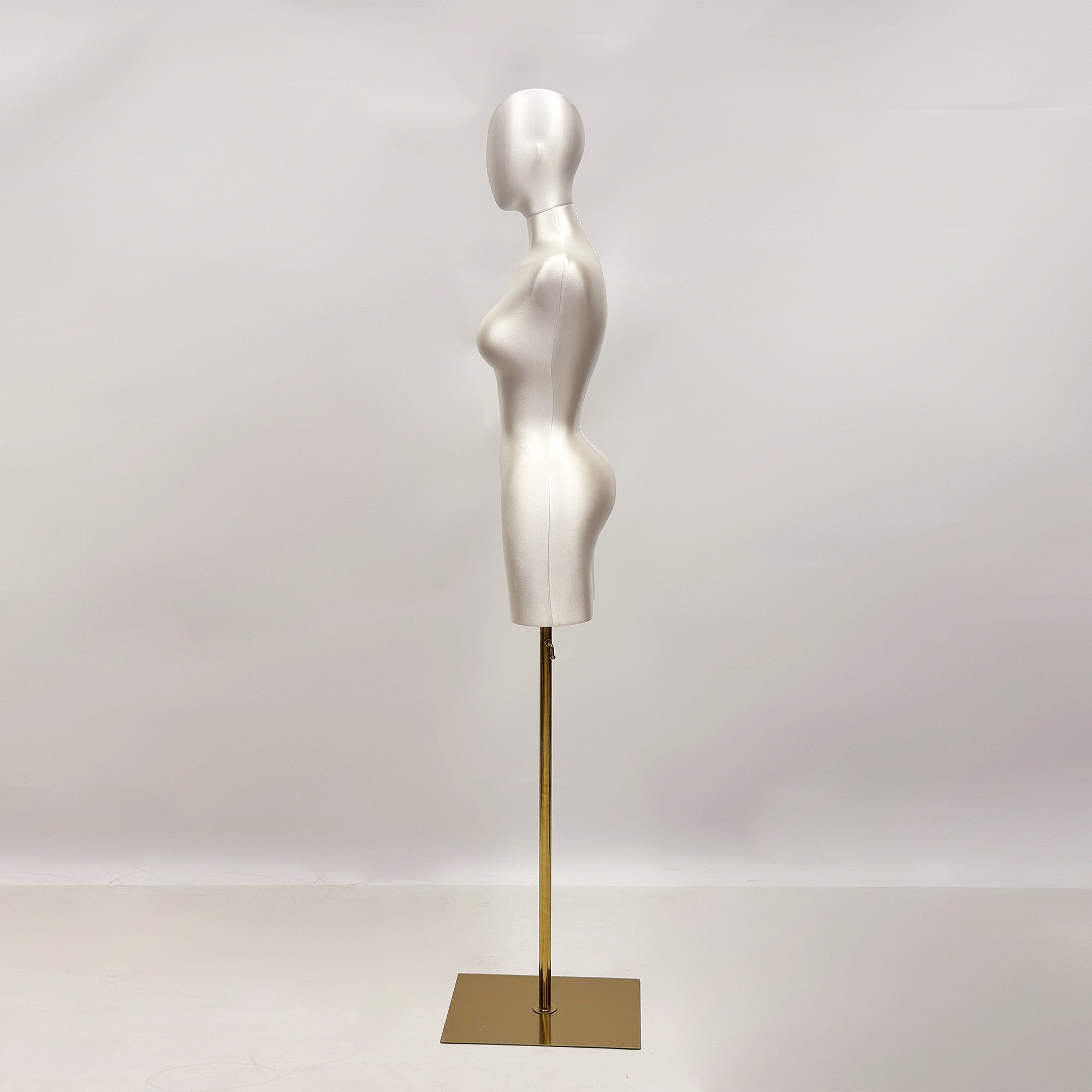 JELIMATE Plus Size Female Mannequin Torso - Fully Pinnable Satin Curvy Dress Form with Gold Base