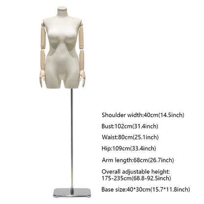 Maniquí de mujer de talla grande: Exhibición de siluetas con curvas para una moda inclusiva