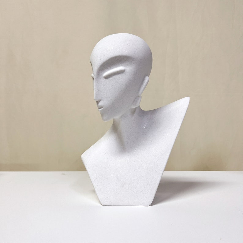 JELIMATE Abstract White Plaster Photography Props – Jewelry Mannequin Display & Home Accessories Figurine