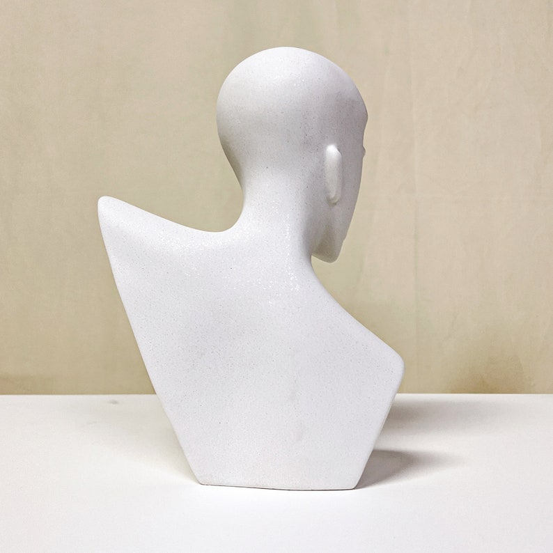 JELIMATE Abstract White Plaster Photography Props – Jewelry Mannequin Display & Home Accessories Figurine