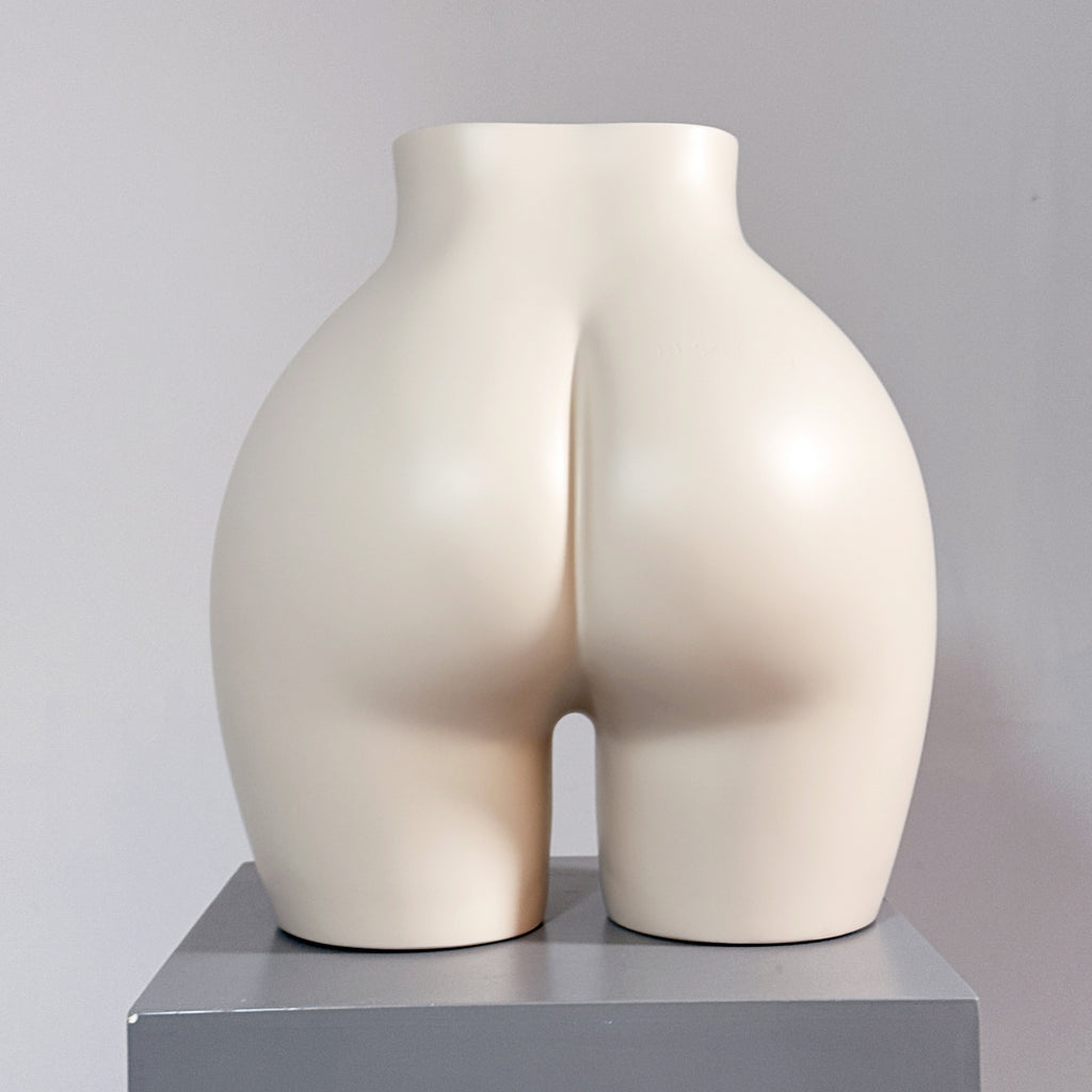 JELIMATE Fiberglass Female Butt Mannequin – Premium Hip Torso Display for Lingerie &Swimwear