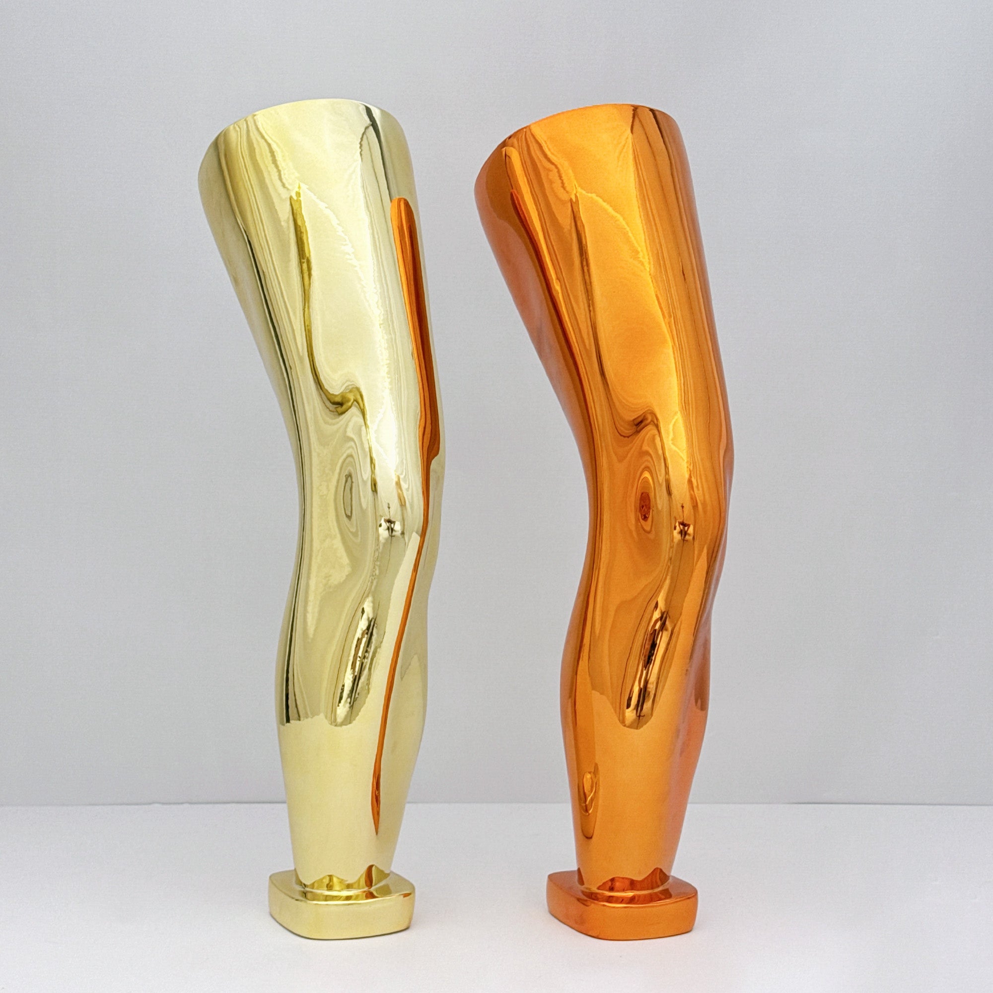 Jelimate Male Left Leg Mannequin Display Stand – Electroplated Fiberglass for Knee Brace, Orthopedic & Sports Store Use