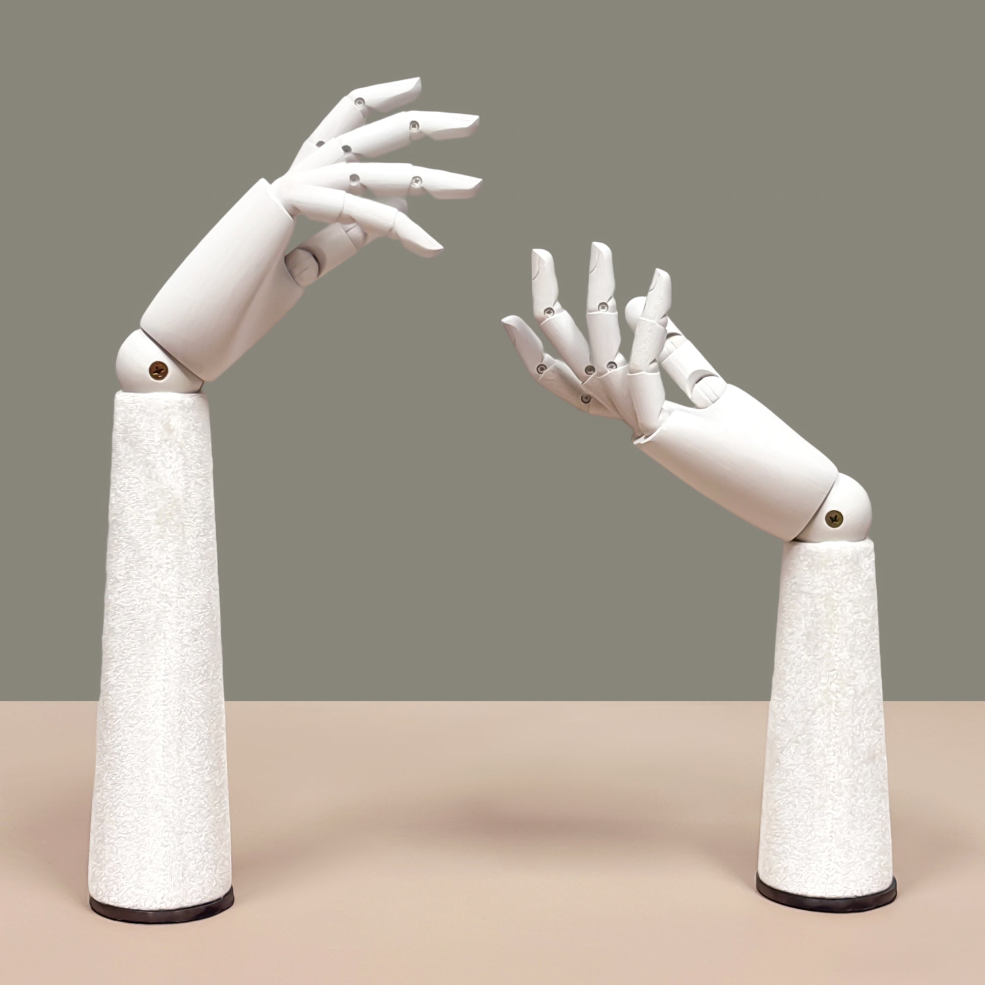 Jelimate Right Hand Wooden Mannequin – White Painted Display Hand with Velvet Wrist for Jewelry, Ring & Boutique Display
