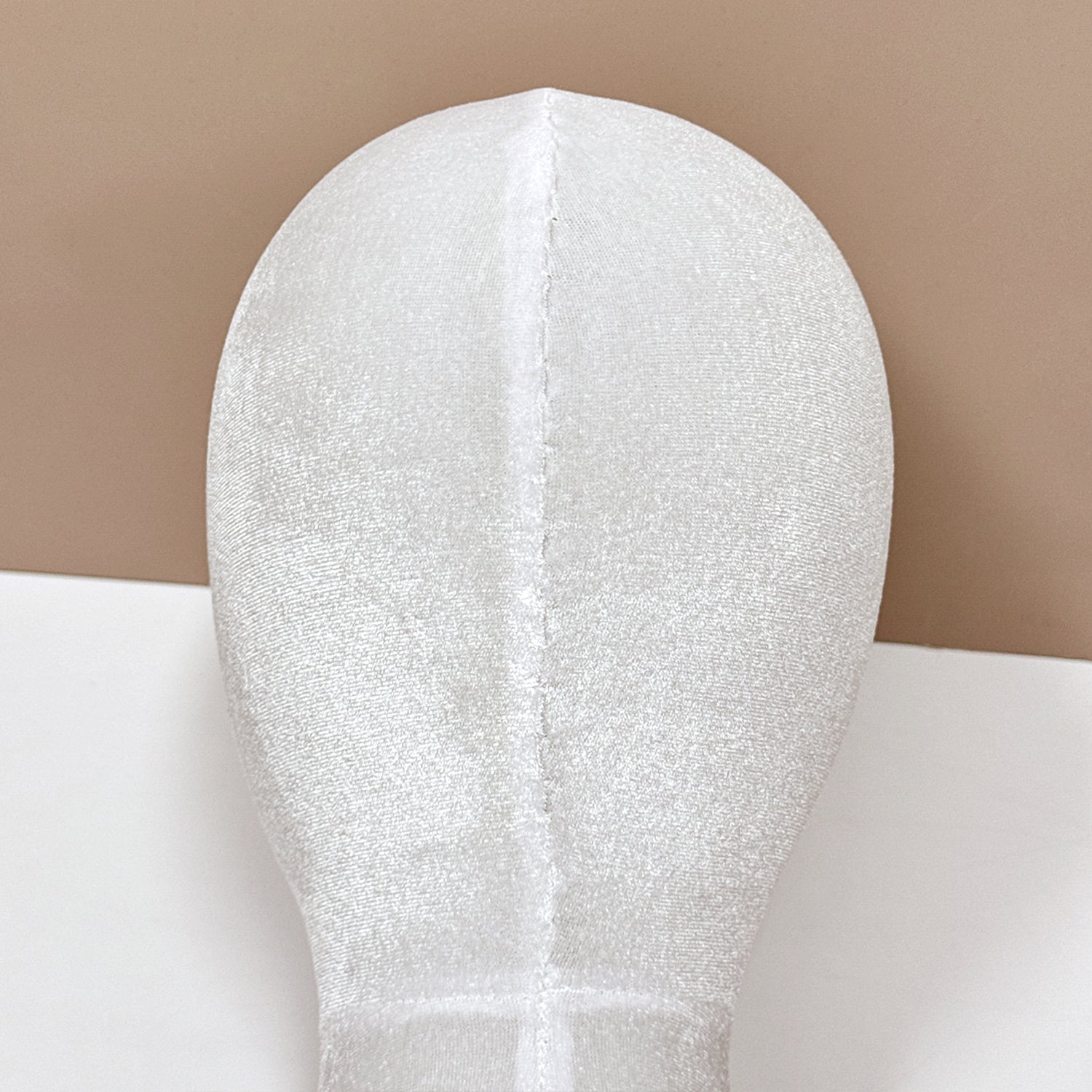 Jelimate Wall-Mounted Velvet Mannequin Head – Green & White Fiberglass Display for Wig, Hat & Scarf