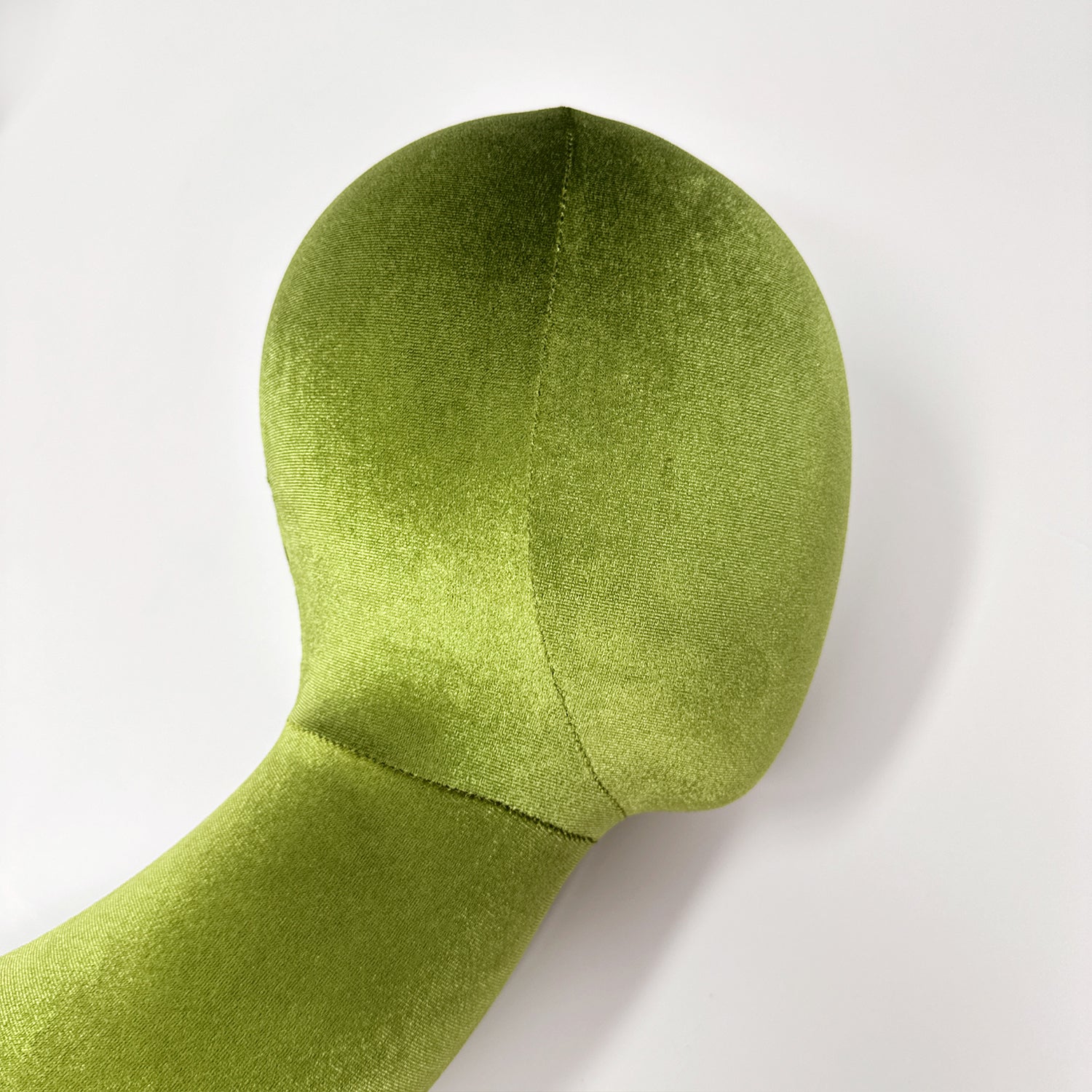 Jelimate Wall-Mounted Velvet Mannequin Head – Green & White Fiberglass Display for Wig, Hat & Scarf