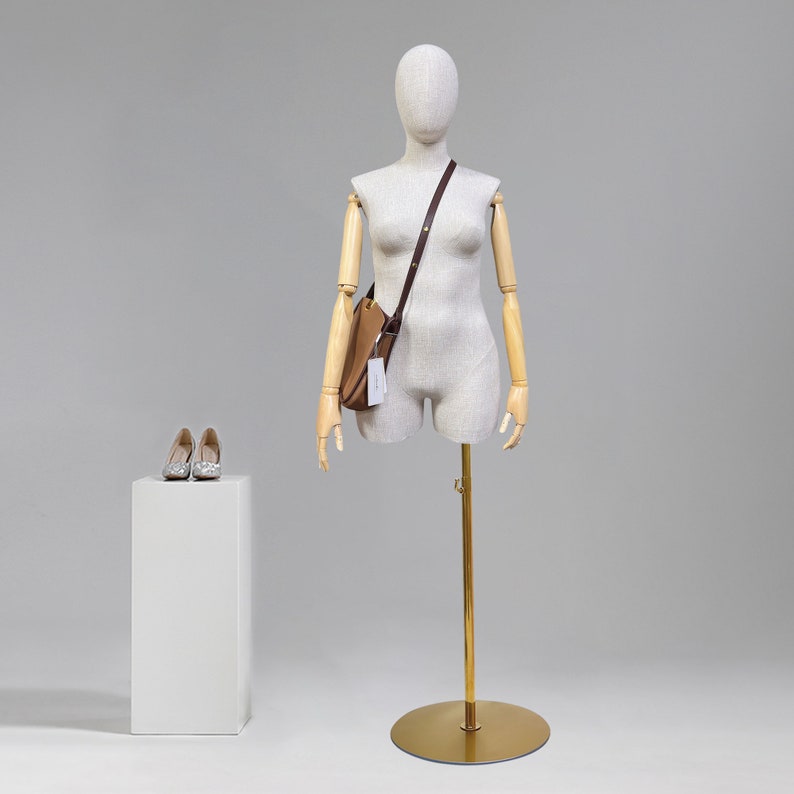 Jelimate Female Plus Size Mannequin,Grey Linen Fabric Mannequin Torso,Half Body Female Mannequin Torso,Window Display Female Plus Size Model,Clothing Store Clothing Display Mannequin,Adult Props with Wooden Arms JM376