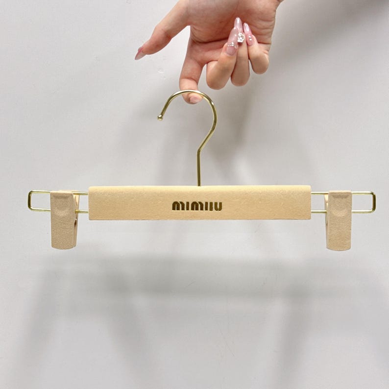 Jelimate Luxury Flocking Velvet Hanger,Beige Velvet Clothing Hanger/Pant Hanger,Hollow Shoulder Gold Hook Non Slip Flocking Plastic Hanger,Custom Logo Velvet Dress Hangers,Clothing Store Skirt Shirt Suit Hanger Space Saving Clothes Hangers