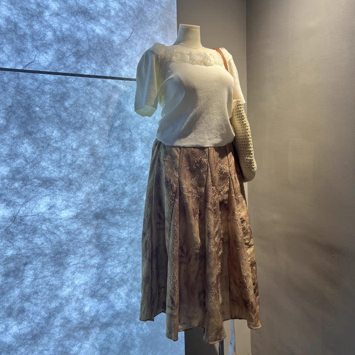 Plus-Size Women’s Mannequin: Curvy Silhouette Display for Inclusive Fashion