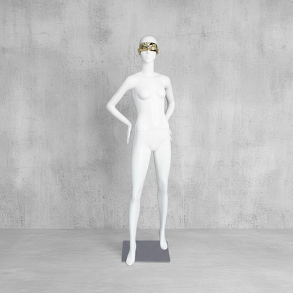Mannequin Image 3