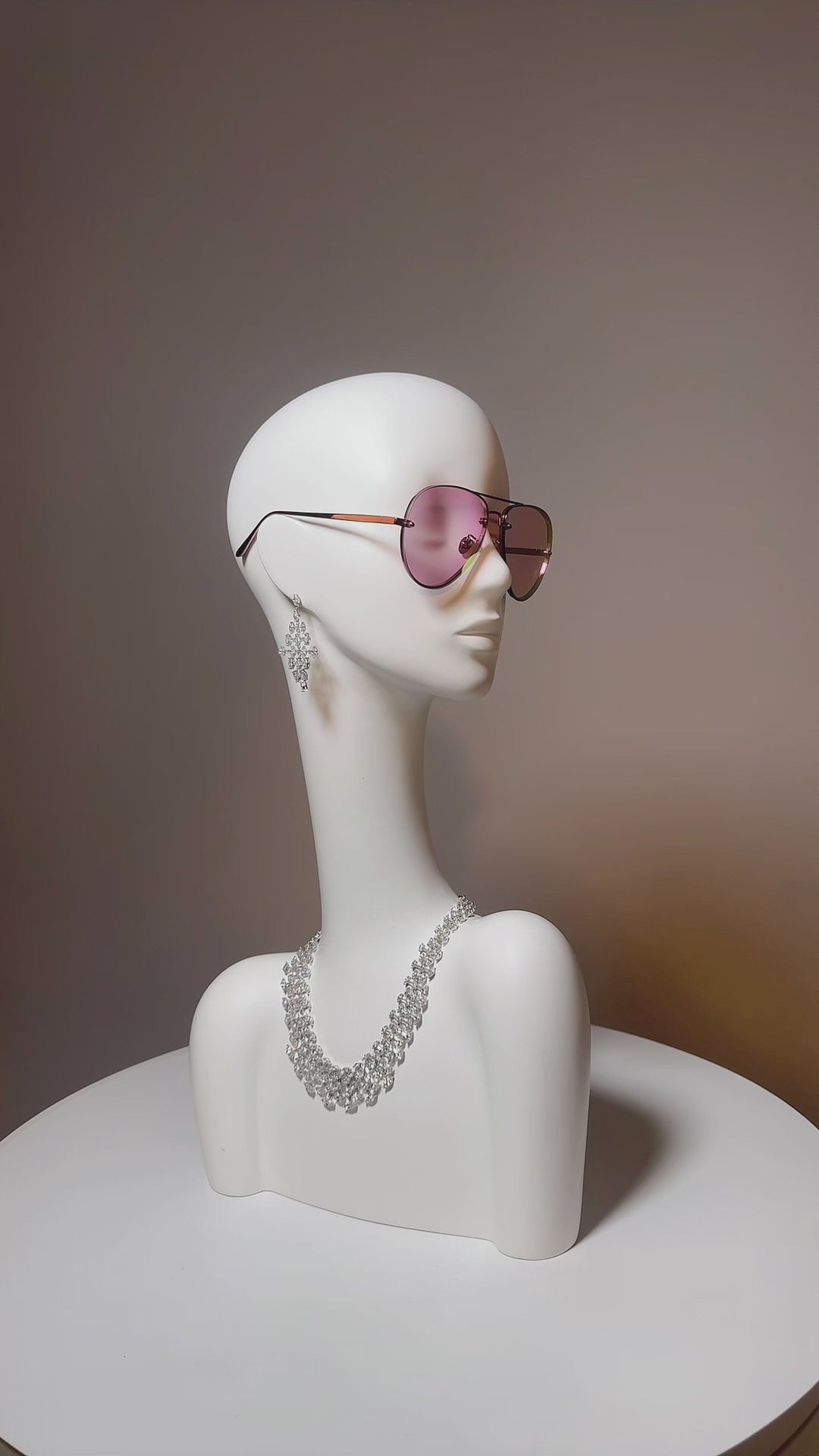 Luxury Fiberglass Mannequin Head - White Display Stand for Wigs & Jewelry