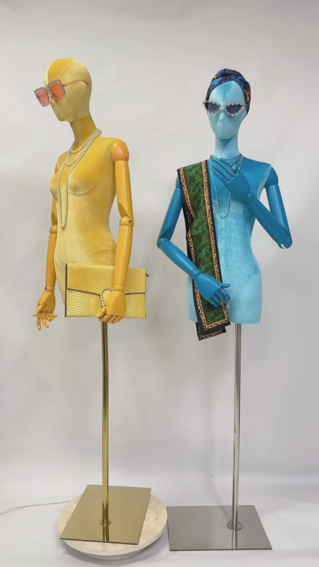 Jelimate Luxury Female Velvet Mannequin – Full & Half Body with Wooden Arms for Boutique Display-2