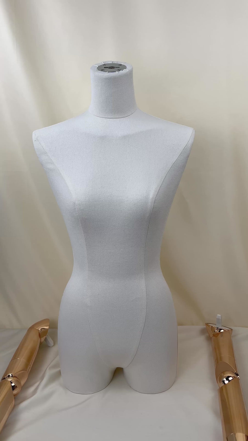 JELIMATE Velvet-Covered Female Mannequin Torso with Metal Arms & Adjustable Stand