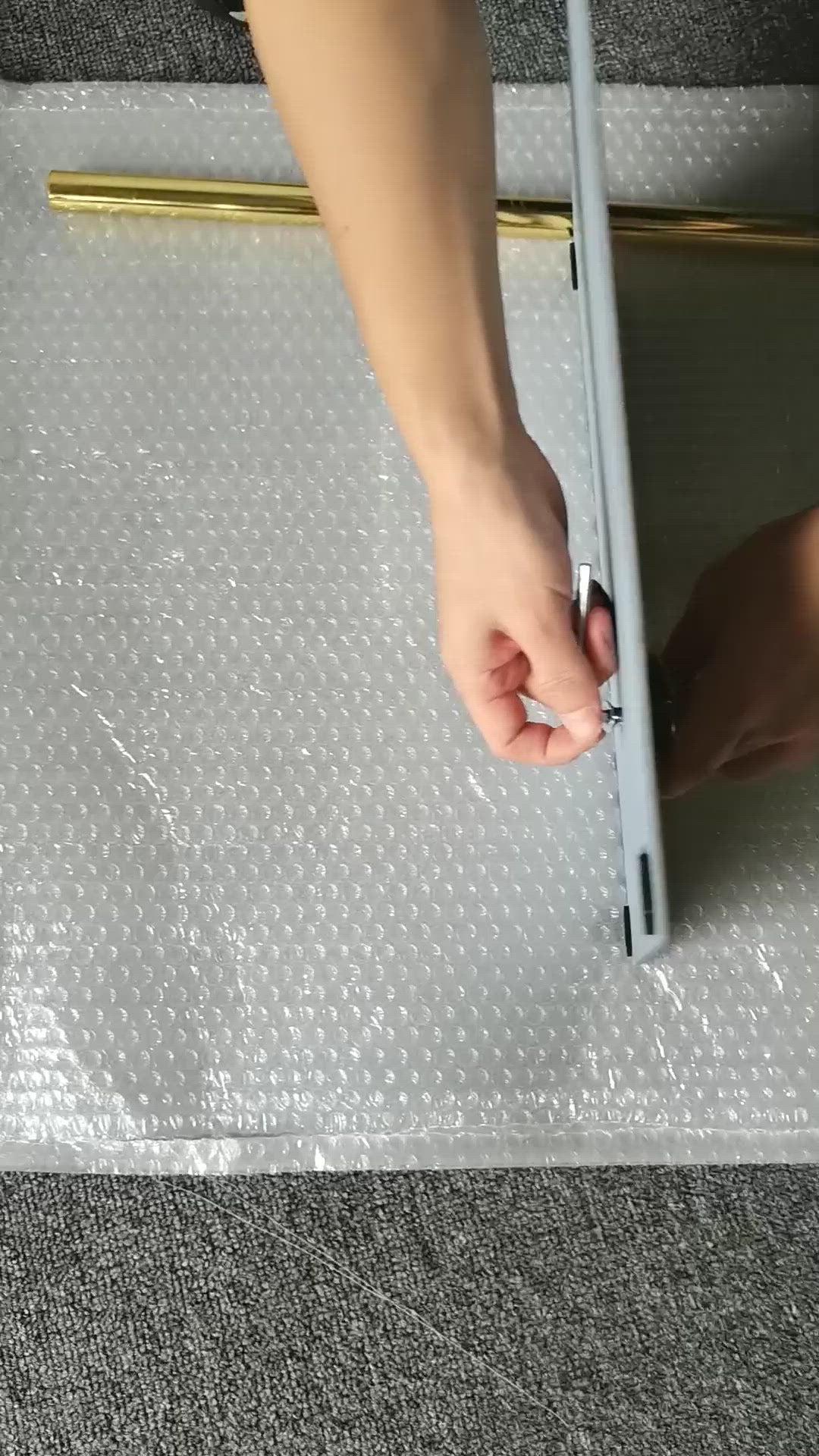 متجر جيليمت للملابس، تمثال نصفي نسائي، حامل عرض فساتين مخملي ملون، تمثال نصفي نسائي لعرض الملابس، رأس دمية لعرض الباروكات